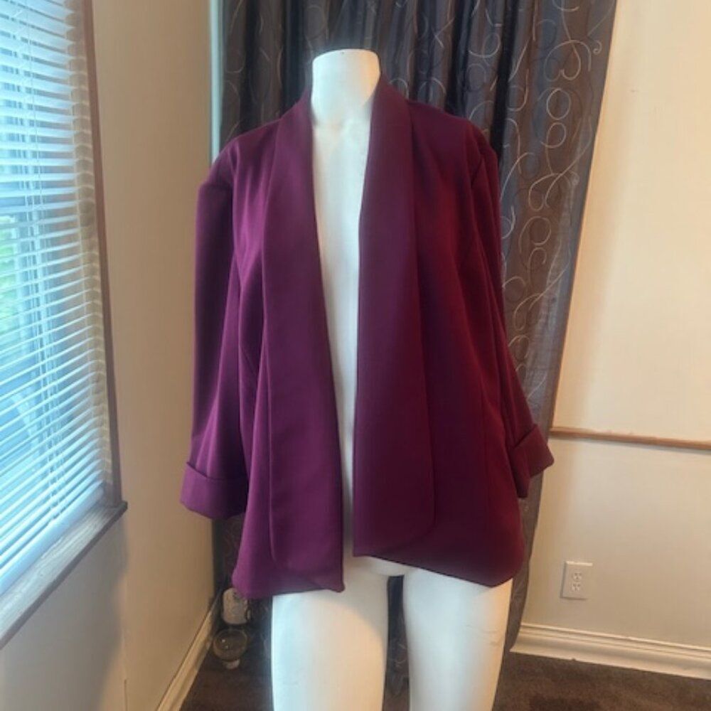 Evan Picone Black Label Wine 3/4 sleeves full length lapel open blazer, size 18